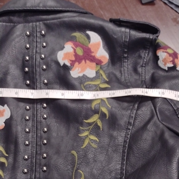 Black Leather Synthetic Motorcycle Jacket with Floral Embroidery - Picture 14 of 16